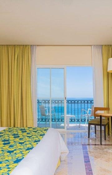 Hotel Krystal® Puerto Vallarta Hotel Krystal® Puerto Vallarta