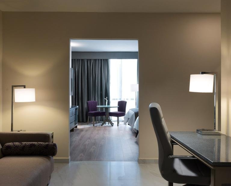 Deluxe doble Hotel Krystal® Monterrey Deluxe doble Hotel Krystal® Monterrey