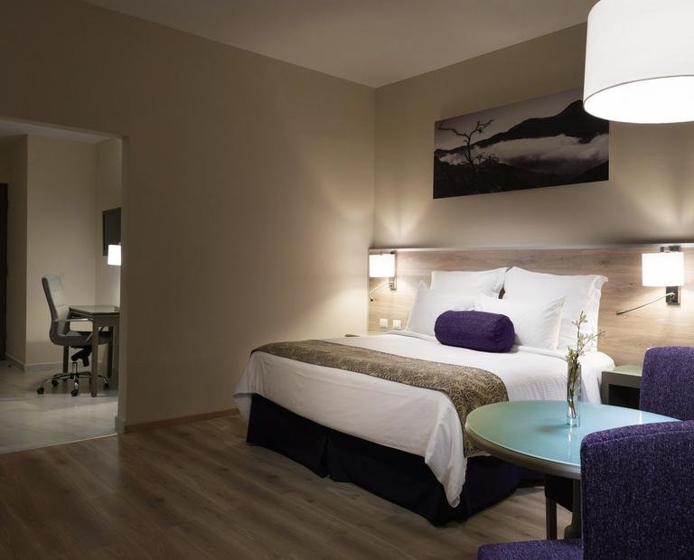 Junior suite king Hotel Krystal® Monterrey Junior suite king Hotel Krystal® Monterrey