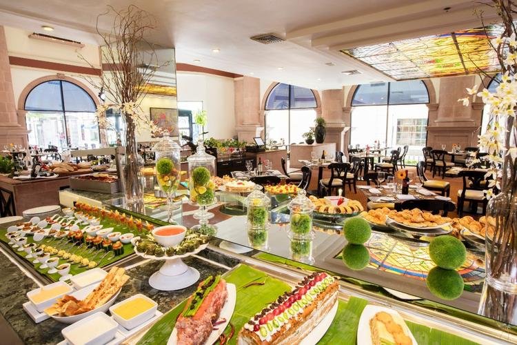 Cafetería Hotel Krystal® Monterrey Cafetería Hotel Krystal® Monterrey