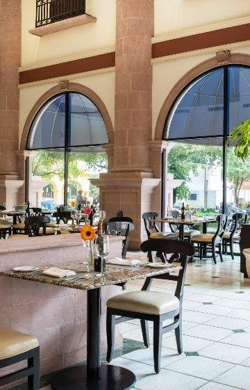 Restaurantes Hotel Krystal® Monterrey