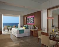 Junior suite ocean view king bed Hotel Krystal Grand® Los Cabos Junior suite ocean view king bed Hotel Krystal Grand® Los Cabos