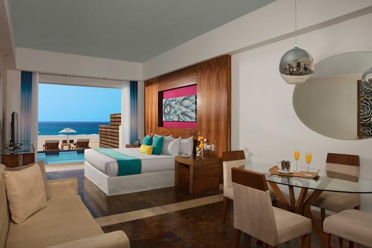 Junior suite Hotel Krystal Grand® Los Cabos Junior suite Hotel Krystal Grand® Los Cabos