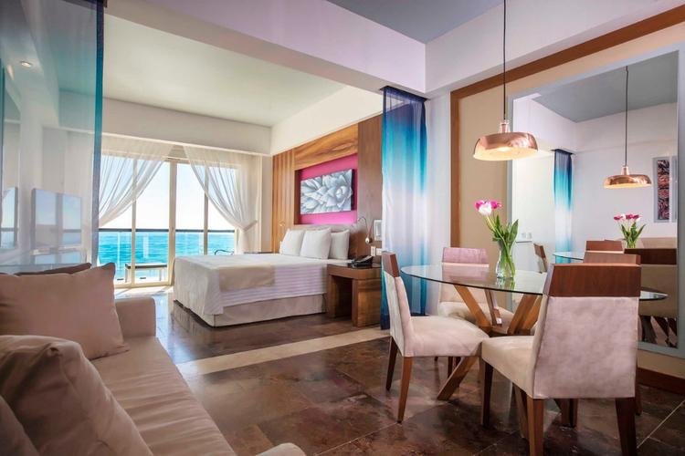 Junior suite Hotel Krystal Grand® Los Cabos Junior suite Hotel Krystal Grand® Los Cabos