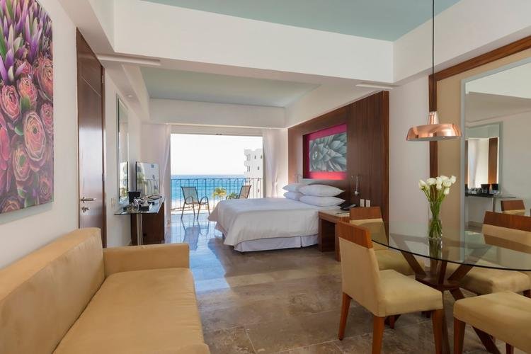 Junior suite Hotel Krystal Grand® Los Cabos Junior suite Hotel Krystal Grand® Los Cabos