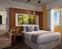 Habitación estándar cama queen Hotel Krystal Grand® Nuevo Vallarta Habitación estándar cama queen Hotel Krystal Grand® Nuevo Vallarta