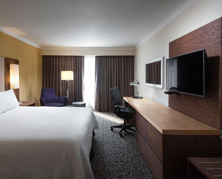 Habitación superior king Hotel Krystal Urban Monterrey San Jeronimo Habitación superior king Hotel Krystal Urban Monterrey San Jeronimo