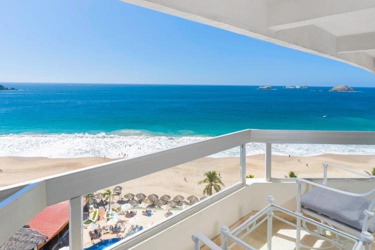 Suite Hotel Krystal® Ixtapa Suite Hotel Krystal® Ixtapa