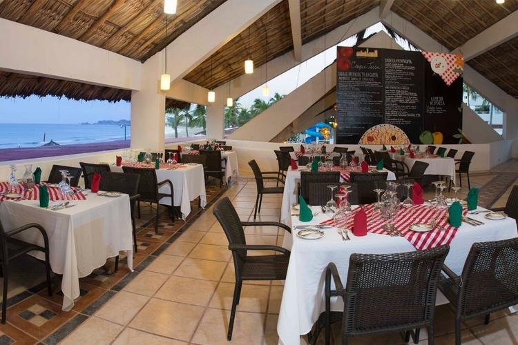 Restaurante Hotel Krystal® Ixtapa Restaurante Hotel Krystal® Ixtapa