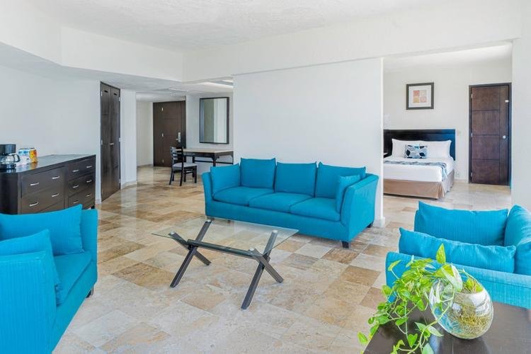 Suite Hotel Krystal® Ixtapa Suite Hotel Krystal® Ixtapa