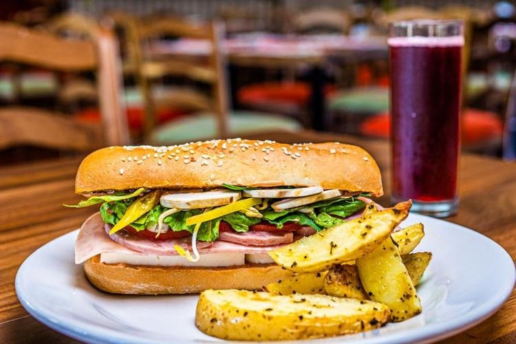 Restaurante Hotel Krystal® Puerto Vallarta Restaurante Hotel Krystal® Puerto Vallarta