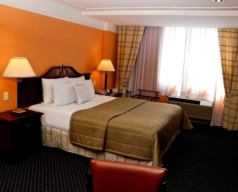 Junior suite Hotel Krystal® Satélite María Bárbara Ciudad de México Junior suite Hotel Krystal® Satélite María Bárbara Ciudad de México