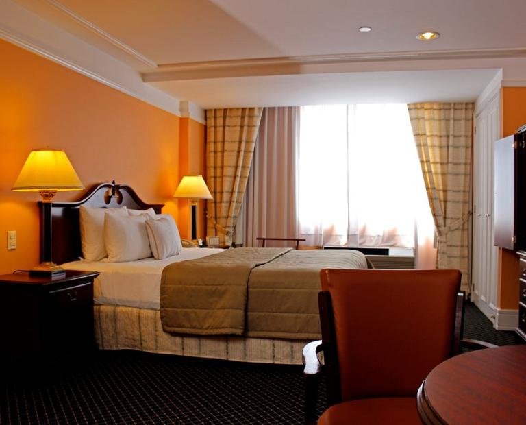 Junior suite Hotel Krystal® Satélite María Bárbara Ciudad de México Junior suite Hotel Krystal® Satélite María Bárbara Ciudad de México