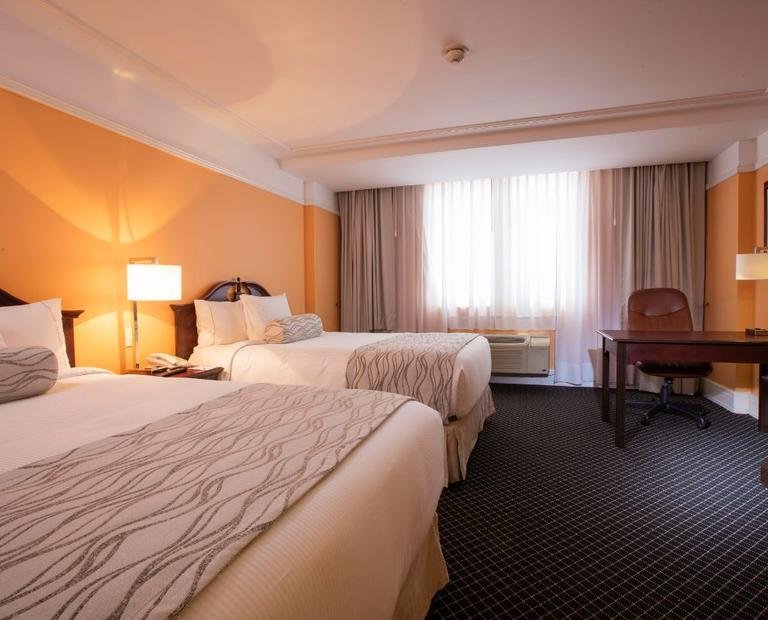 De lujo dos camas Hotel Krystal® Satélite María Bárbara Ciudad de México De lujo dos camas Hotel Krystal® Satélite María Bárbara Ciudad de México