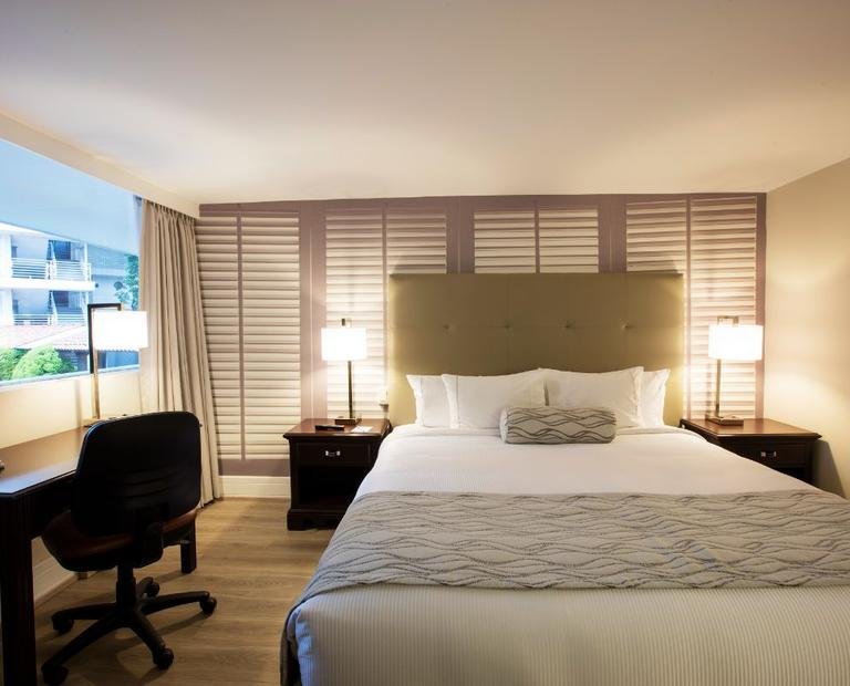 Estándar cama king size Hotel Krystal® Satélite María Bárbara Ciudad de México Estándar cama king size Hotel Krystal® Satélite María Bárbara Ciudad de México