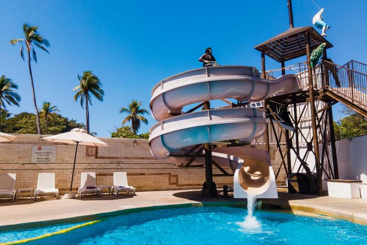 Piscina Hotel Krystal Beach Acapulco Piscina Hotel Krystal Beach Acapulco
