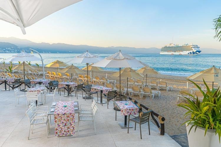 Panorámica Hotel Krystal Grand® Puerto Vallarta Panorámica Hotel Krystal Grand® Puerto Vallarta