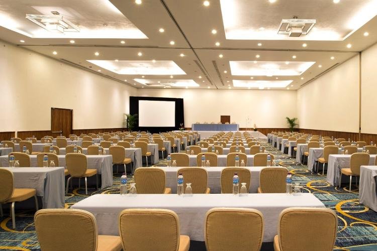 Sala de reuniones Hotel Krystal Grand® Puerto Vallarta Sala de reuniones Hotel Krystal Grand® Puerto Vallarta