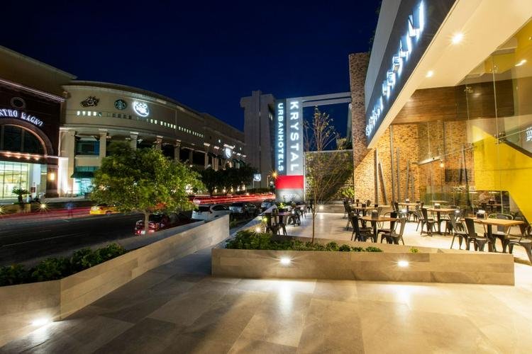 Bar Hotel Krystal Urban Guadalajara Bar Hotel Krystal Urban Guadalajara